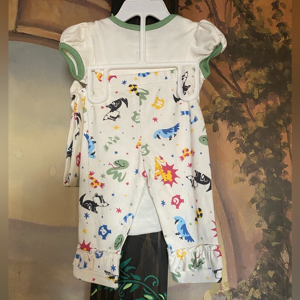 Hogwarts Harry Potter Baby Girl 3 Piece Outfit Set - Picture 3 of 8